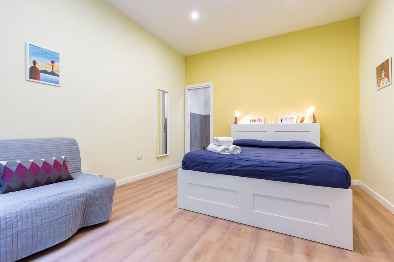 San Marcellino Cool And Central By Napoliapartments Bagian luar foto