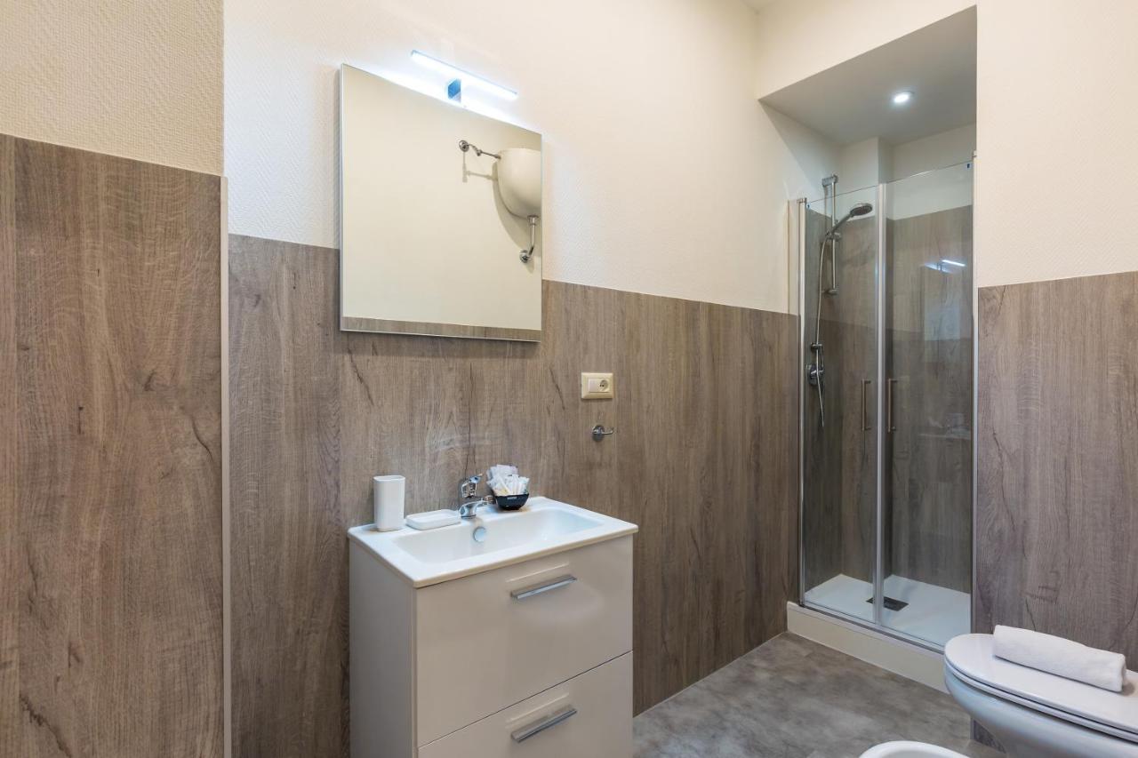 San Marcellino Cool And Central By Napoliapartments Bagian luar foto