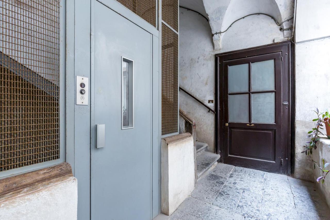 San Marcellino Cool And Central By Napoliapartments Bagian luar foto